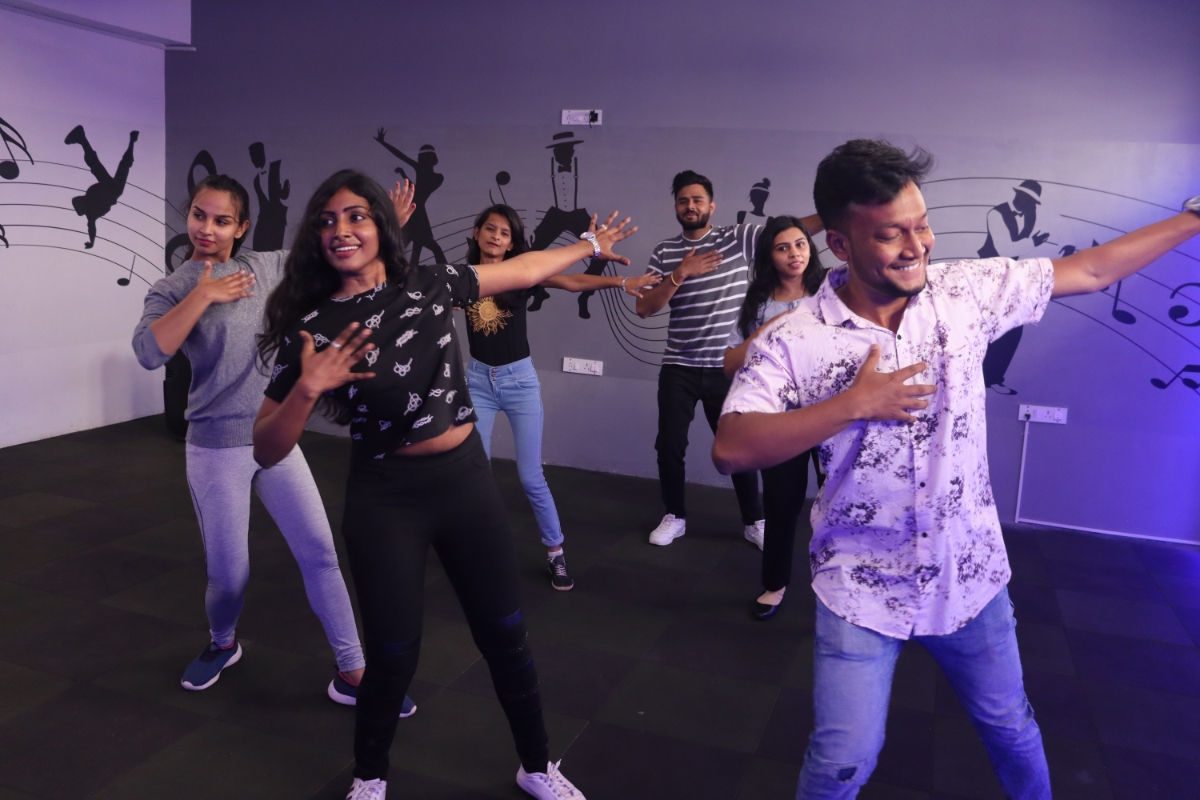 Students Dancing at Dancing Floor at GIBS Business School Bangalore